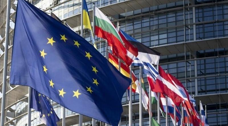 ইইউর বাইরে অভিবাসী আটক কেন্দ্র স্থাপনের প্রস্তাব পাস