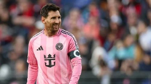 মেসির জাদুর স্বীকৃতি, স্টেডিয়ামে তার নামে বিশেষ স্ট্যান্ড