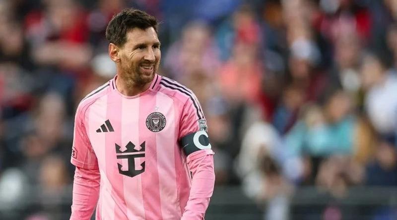 মেসির জাদুর স্বীকৃতি, স্টেডিয়ামে তার নামে বিশেষ স্ট্যান্ড