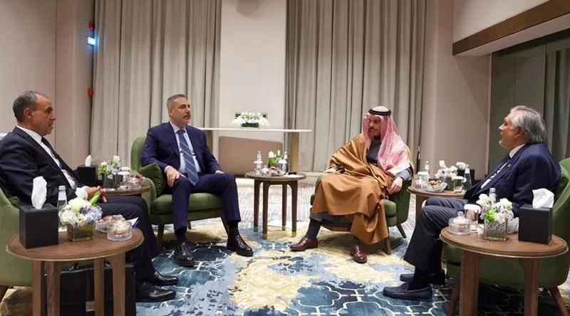 উচ্চপর্যায়ের বৈঠকের আমন্ত্রণে ইসলামাবাদে আসছেন ৩ দেশের পররাষ্ট্রমন্ত্রী