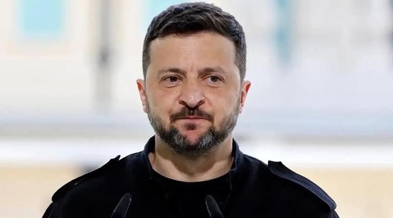 মধ্যপ্রাচ্যে মার্কিন ঘাঁটিতে রুশ নজরদারি, ইরানকে তথ্য দিচ্ছে মস্কো: জেলেনস্কি