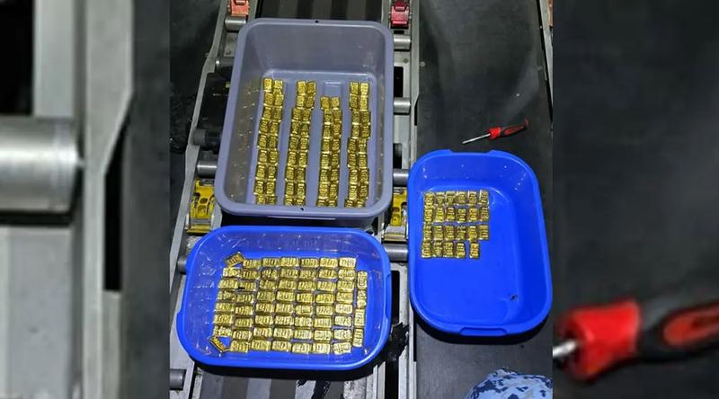 শাহজালাল বিমানবন্দর থেকে ১৫৩টি স্বর্ণের বার উদ্ধার