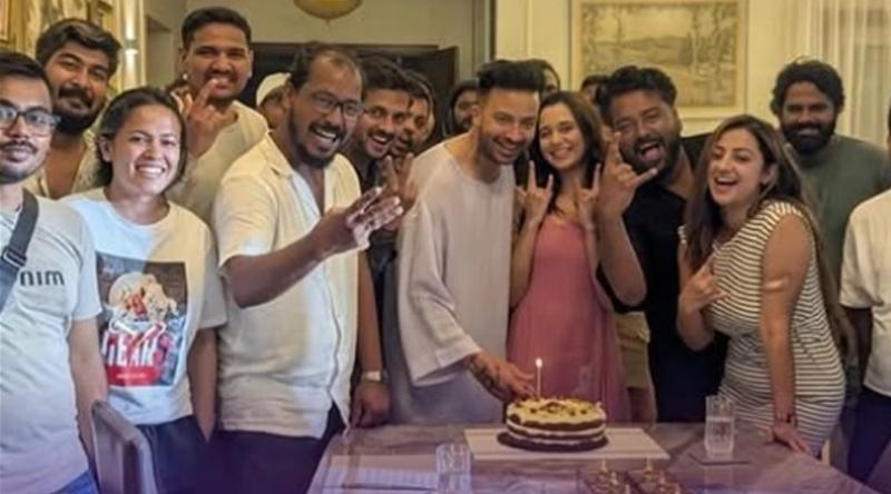 জন্মদিনের ভালোবাসায় সিক্ত শাকিব খান