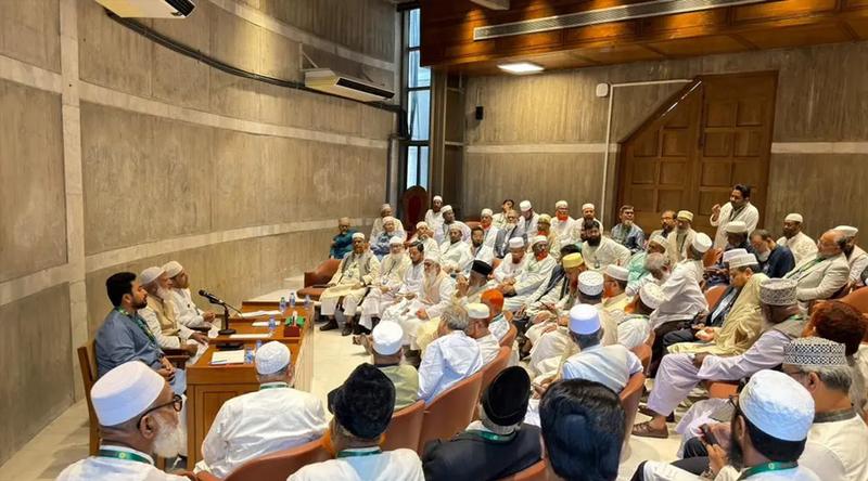 জাতীয় সংসদে বিরোধীদলীয় এমপিদের বৈঠক