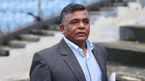 অস্ট্রেলিয়া থেকে দেশে ফিরেই বিসিবিতে বুলবুল