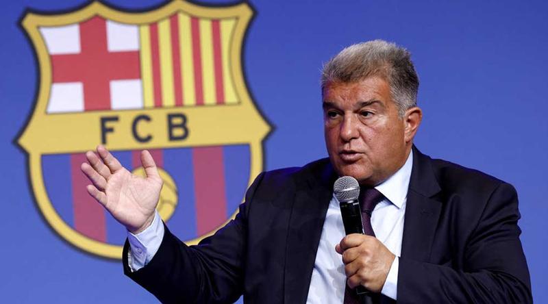 রেফারিদের সঙ্গে ‘গোপন’ যোগযোগ রিয়ালের, দাবি বার্সা সভাপতির