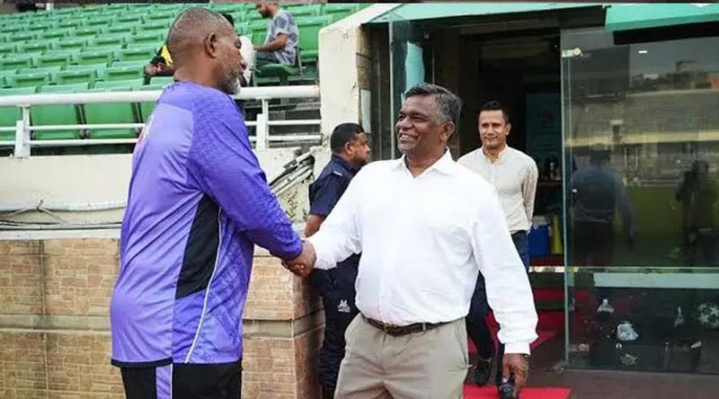 দেশে ফিরেই জাতীয় দলের ক্যাম্পে হাজির বিসিবি সভাপতি