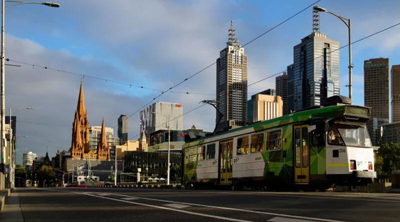 জ্বালানির দাম বাড়ায় অস্ট্রেলিয়ার দুই রাজ্যে গণপরিবহন ফ্রি