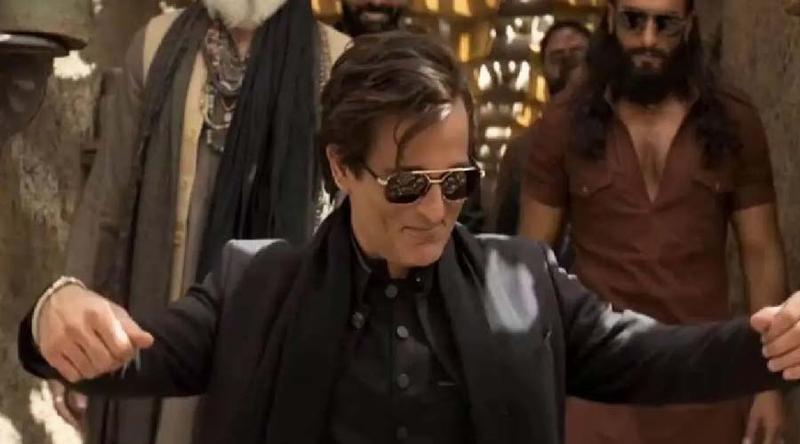 ‘ধুরন্ধর ২’ কাঁপানোর পর নতুন রূপে আসছেন অক্ষয় খান্না