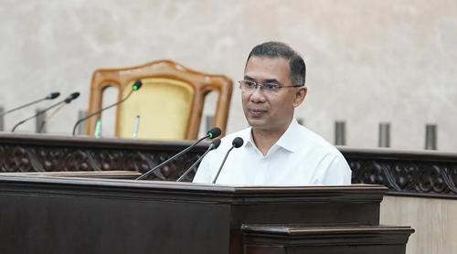 ফুটসাল মাঠ চাইলেন সাবিনা, ‘অলমোস্ট ডান’, বললেন প্রধানমন্ত্রী