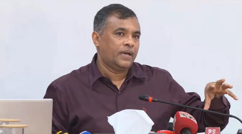 উদ্বিগ্ন হওয়ার কারণ নেই, তেলের পর্যাপ্ত মজুত রয়েছে: জ্বালানি যুগ্মসচিব