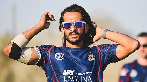 মাঠের আচরণে শাস্তি পেলেন পাকিস্তানি তারকা