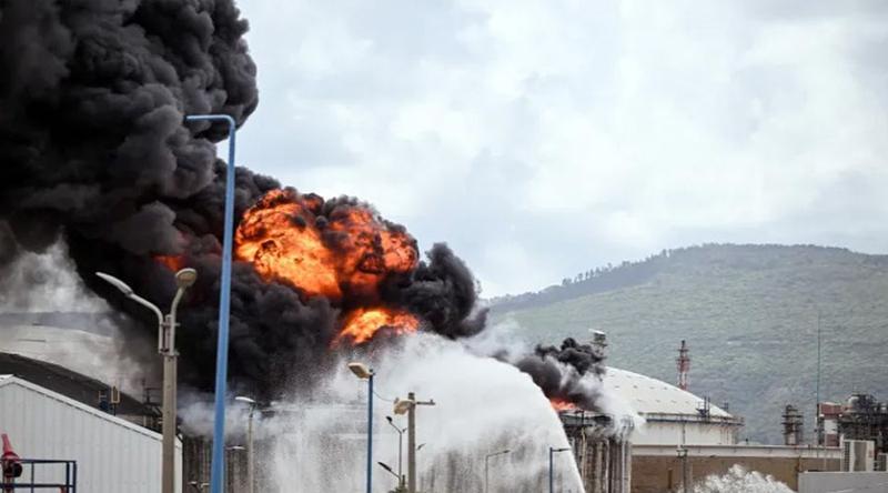 দুবাই বন্দরে কুয়েতি তেলবাহী ট্যাংকারে হামলা