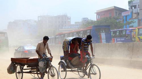 আজ ঢাকার বাতাস ‘অস্বাস্থ্যকর’