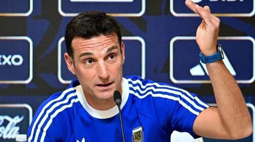 বিশ্বকাপের চূড়ান্ত দল নিয়ে কঠোর অবস্থানে স্কালোনি