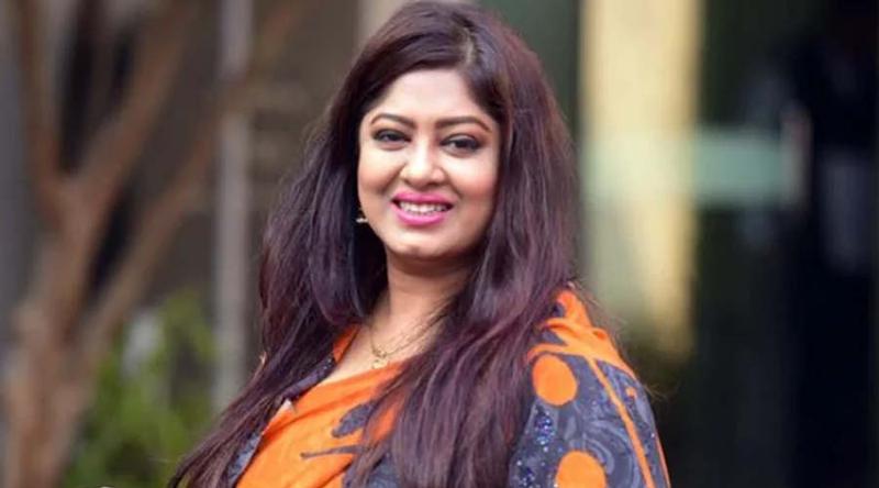 ‘কন্ট্র্যাক্ট ম্যারেজ’  সিনেমা দিয়ে বড় পর্দায় ফিরছেন মৌসুমী