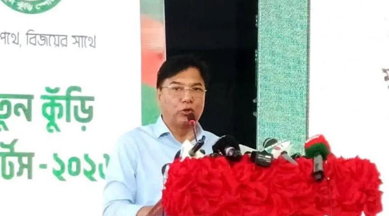 হজ যাত্রীদের বিমান ভাড়া ২০ থেকে ২৫ হাজার টাকা কমানো হতে পারে: বিমান প্রতিমন্ত্রী