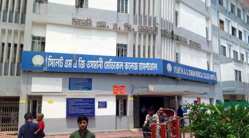 সিলেটে কাজে যাওয়ার পথে সড়কে ঝরল ৮ শ্রমিকের প্রাণ