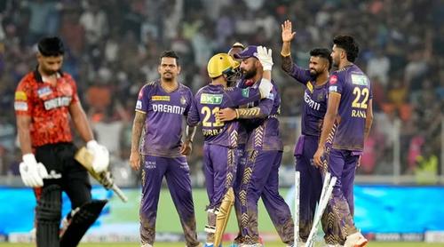 হায়দরাবাদকে ৭ উইকেটে হারিয়ে টানা তৃতীয় জয় তুলে নিলো কলকাতা