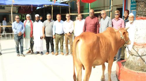 শাহজালাল মাজারের ওরসে প্রধানমন্ত্রীর উপহার হস্তান্তর করলেন সিসিক প্রশাসক