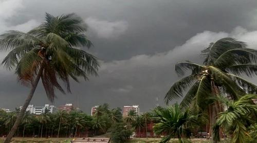 সকালের মধ্যে ৮ বিভাগেই ৮০ কি.মি. বেগে ঝড়ের শঙ্কা