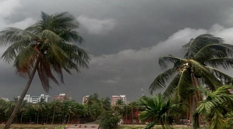 সকালের মধ্যে ৮ বিভাগেই ৮০ কি.মি. বেগে ঝড়ের শঙ্কা