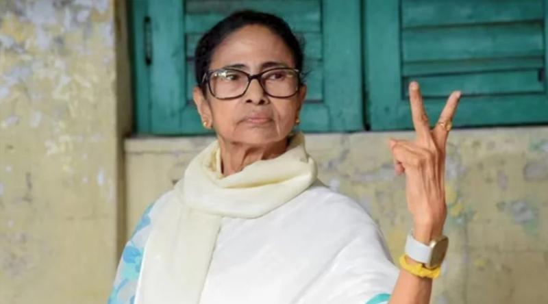 ক্ষমতা ছাড়তে নারাজ মমতা বললেন, 'বিজেপি-ইসিআই ১০০ আসন লুট করেছে'