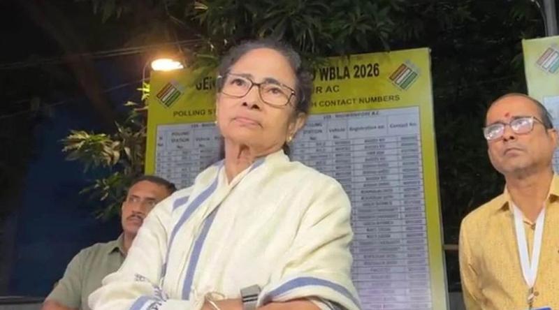 ভূমিধস পরাজয়ের পর বিকেলে সংবাদ সম্মেলনে আসছেন মমতা ও অভিষেক