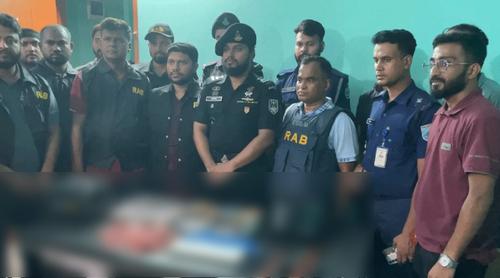 নারায়ণগঞ্জে মাদক ও দেশীয় অস্ত্রসহ আটক ১০