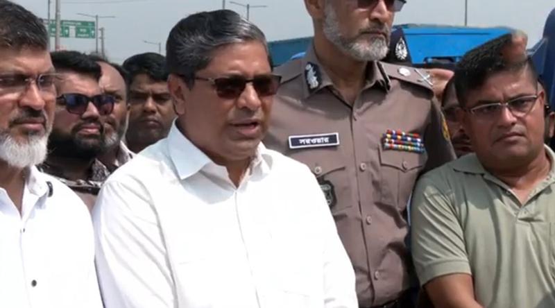 পশুর হাটকে কেন্দ্র করে কোনো ধরনের চাঁদাবাজি সহ্য করা হবে না: প্রতিমন্ত্রী মীর শাহে আলম