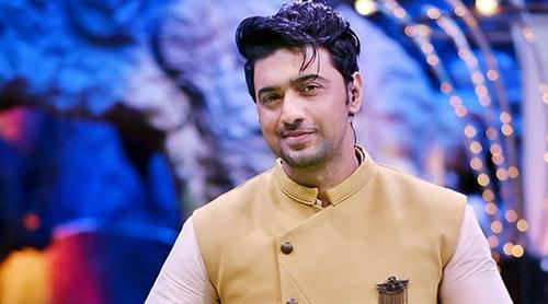 রাজনীতিতে আর জড়াতে চাই না, অভিনয়টাই করতে চাই : দেব