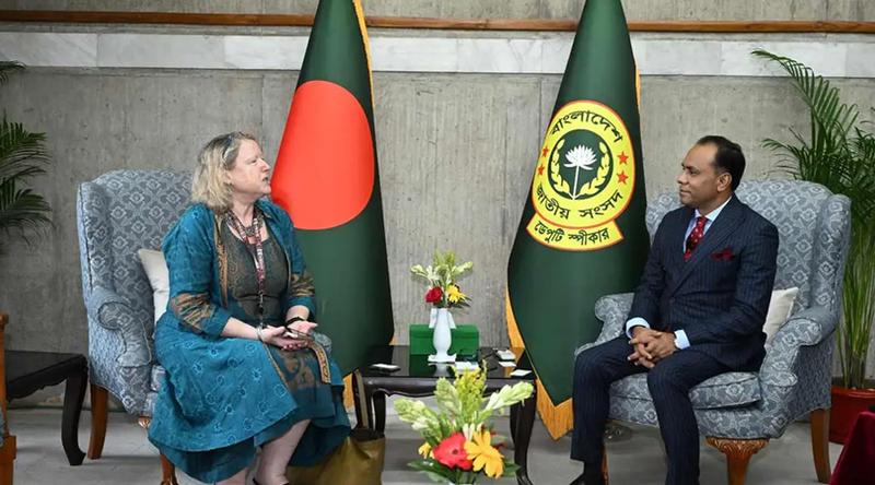 ডেপুটি স্পিকারের সঙ্গে ইউনেস্কো প্রতিনিধিদলের সাক্ষাৎ