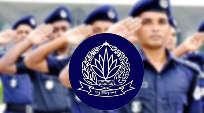 ব্রাহ্মণবাড়িয়ায় আদালত থেকে আসামি পালিয়ে যাওয়ার ঘটনায় ২ পুলিশ সদস্য বরখাস্ত