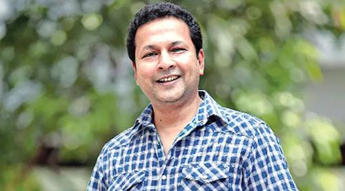 চেয়েছিলাম বাবার কবর জিয়ারত করে সুখবরটি প্রকাশ্যে আনবো: বাপ্পারাজ
