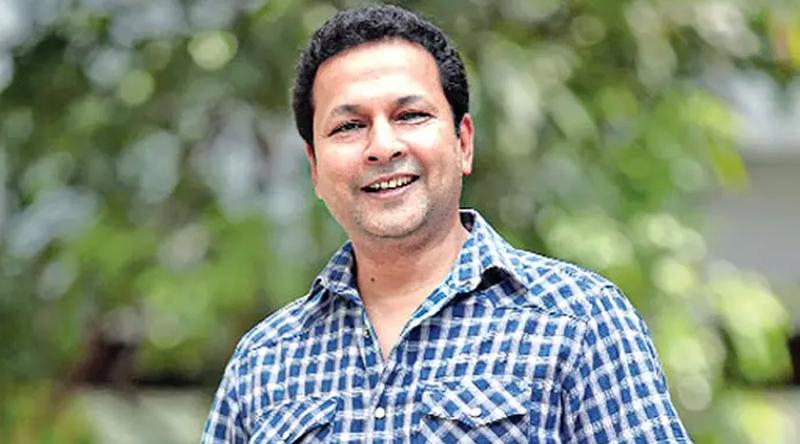 চেয়েছিলাম বাবার কবর জিয়ারত করে সুখবরটি প্রকাশ্যে আনবো: বাপ্পারাজ