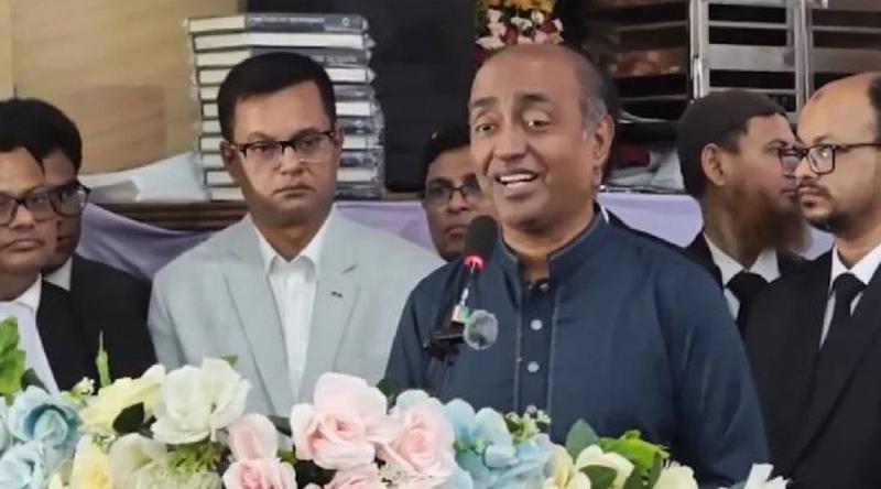 সংসদীয় ক্ষমতার বাইরে গিয়ে অধ্যাদেশ দিয়ে সংবিধান সংশোধন করা যায় না: আইনমন্ত্রী