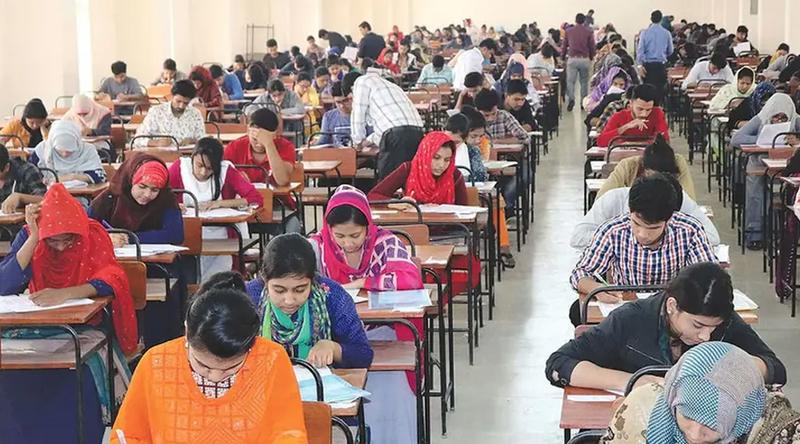 নিয়োগ পরীক্ষায় প্রক্সি দেওয়ার অপরাধে আটক ৩ পরীক্ষার্থী, থানায় মামলা