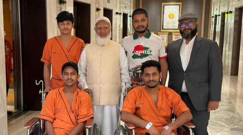 আহত জুলাই যোদ্ধাদের দেখতে ব্যাংককের হাসপাতালে জামায়াত আমির
