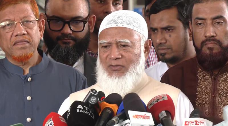 সরকার রাজনীতি নিয়ে বেশি ব্যস্ত থাকায় জননিরাপত্তা বিঘ্নিত হচ্ছে: ডা. শফিকুর রহমান