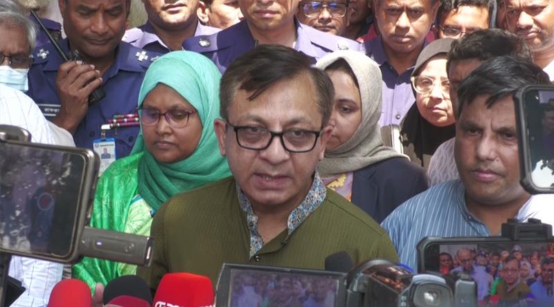 বন্ধ চিনিকলগুলো চালু করতে চায় সরকার: শিল্পমন্ত্রী