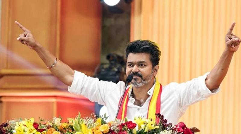 নাটকীয়তার পর অবশেষে মুখ্যমন্ত্রী হচ্ছেন থালাপতি বিজয়