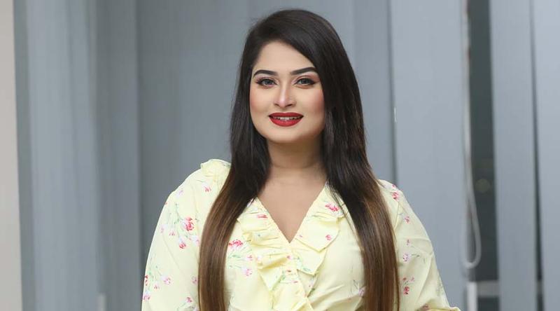 মা দিবসে মায়ের কাছে ক্ষমা চাইলেন অভিনেত্রী শিরিন শিলা