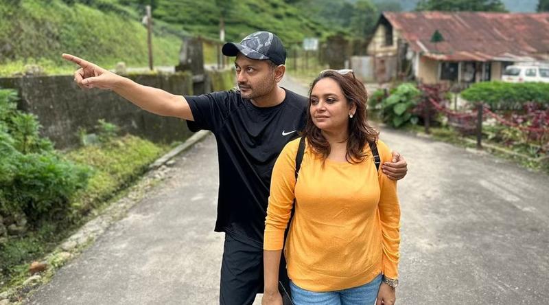 ১০ বছরের মেয়েকে নিয়েই নতুন জীবন শুরু করেছিলেন অভিনেত্রী বিদিপ্তা!