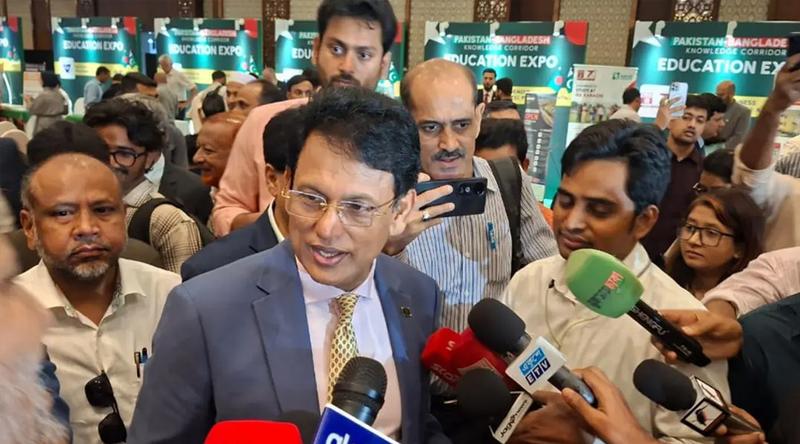 ‘ব্রেন ড্রেন’ নয়, ‘রিভার্স ব্রেন ড্রেন’ করতে হবে : শিক্ষামন্ত্রী