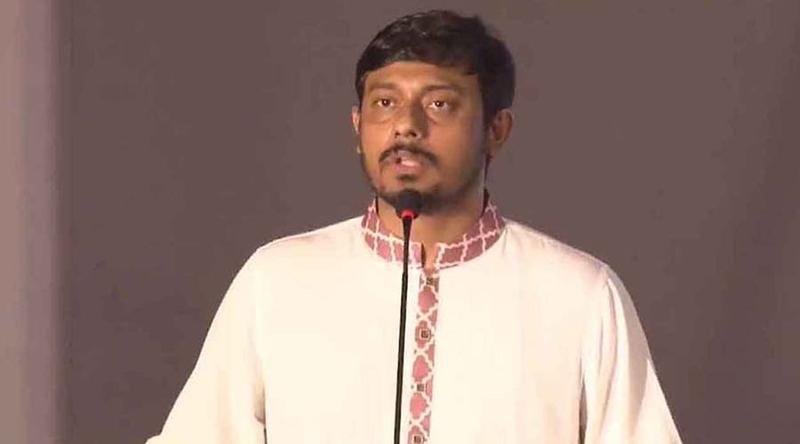 আমরাও কার্ড এনেছি, লাল কার্ড: নাসীরুদ্দীন পাটওয়ারী