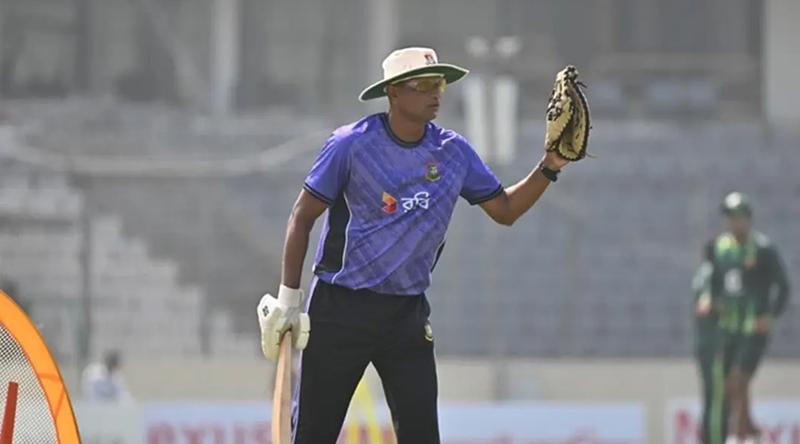 'খেলোয়াড়রা সূর্যের আলোর মতো, আর কোচরা আয়নার মতো'