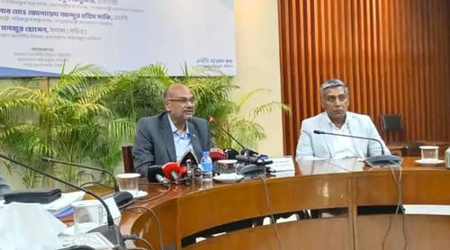 আমরা ফটোকার্ডের রাজনীতিতে বিশ্বাসী নই: প্রধানমন্ত্রীর অর্থ উপদেষ্টা