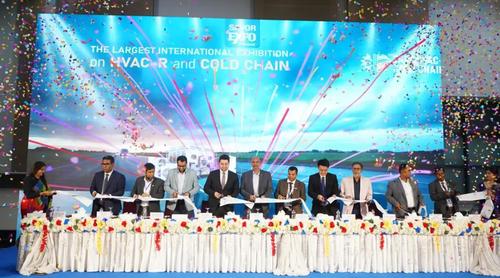 বাংলাদেশকে বিনিয়োগের অন্যতম গন্তব্যে পরিণত করার প্রত্যয় উপদেষ্টার