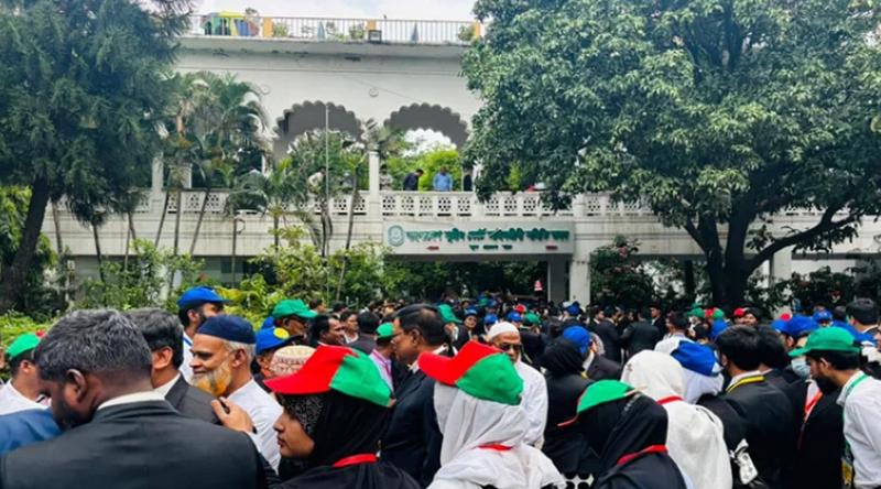 সুপ্রিম কোর্ট বার নির্বাচনে বিএনপি সমর্থিত প্যানেলের নিরঙ্কুশ জয়