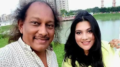 মেয়ে কারিনাকে ঘিরে গুজবে ক্ষোভ কায়সার হামিদের